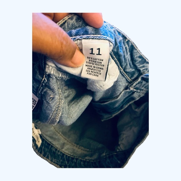 Almost Famous Ultra High Rise Wide Leg Jeans NWT - Picture 8 of 8